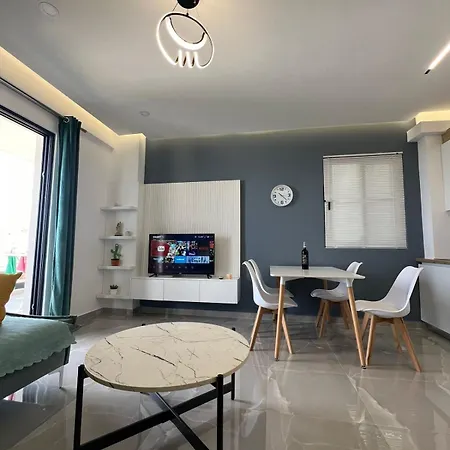 Brahimi Apartment Sarande