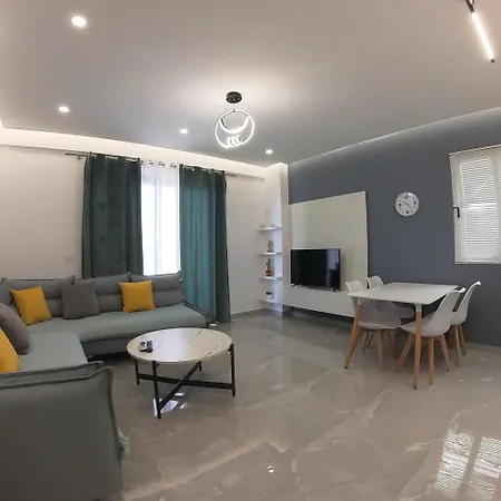 Apartment Brahimi Sarande